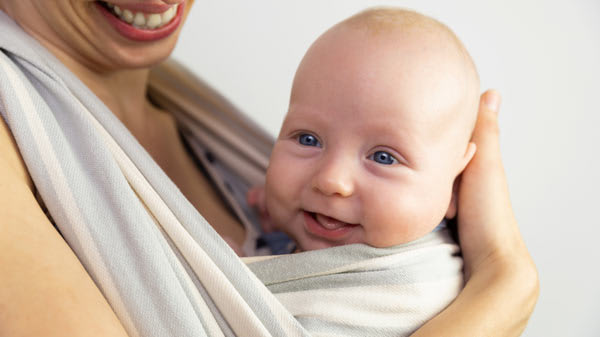 Como escolher o porta-bebés ideal para babywearing?